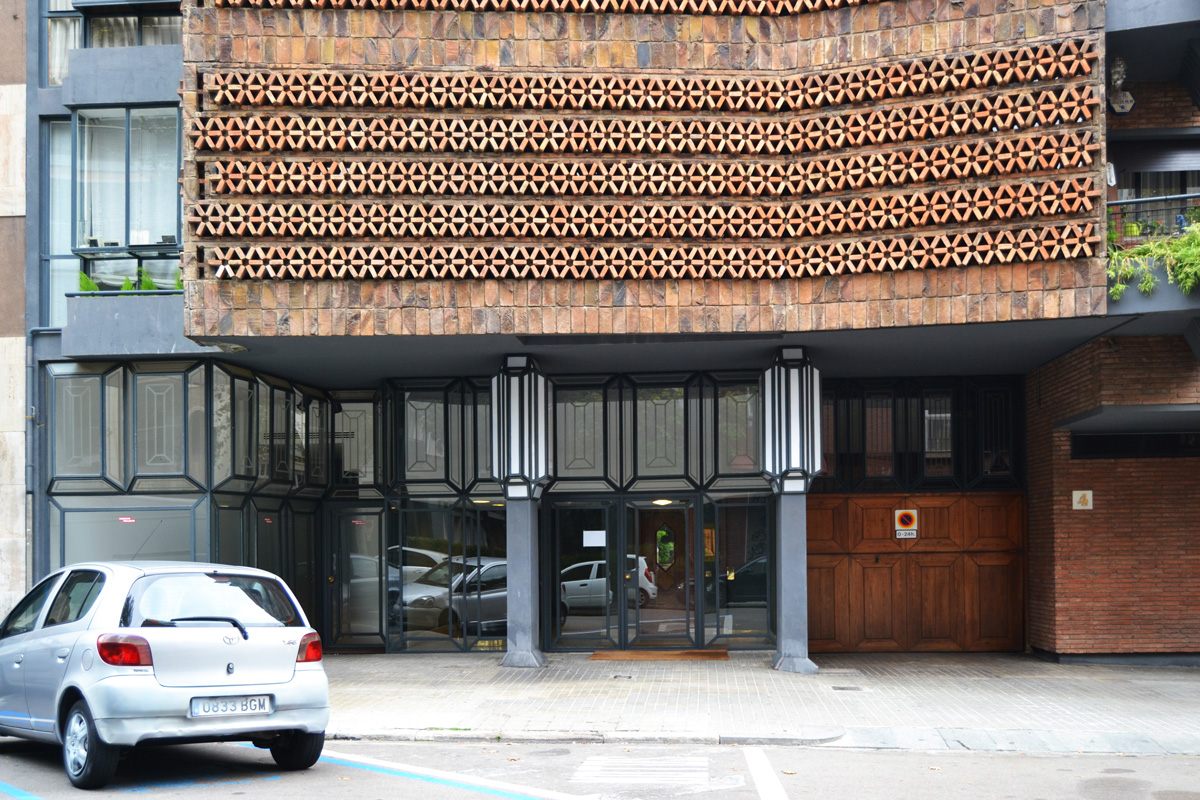 Ricardo bofill taller de arquitectura > apartamentos plaza sant ... Balcone Barandas creativo