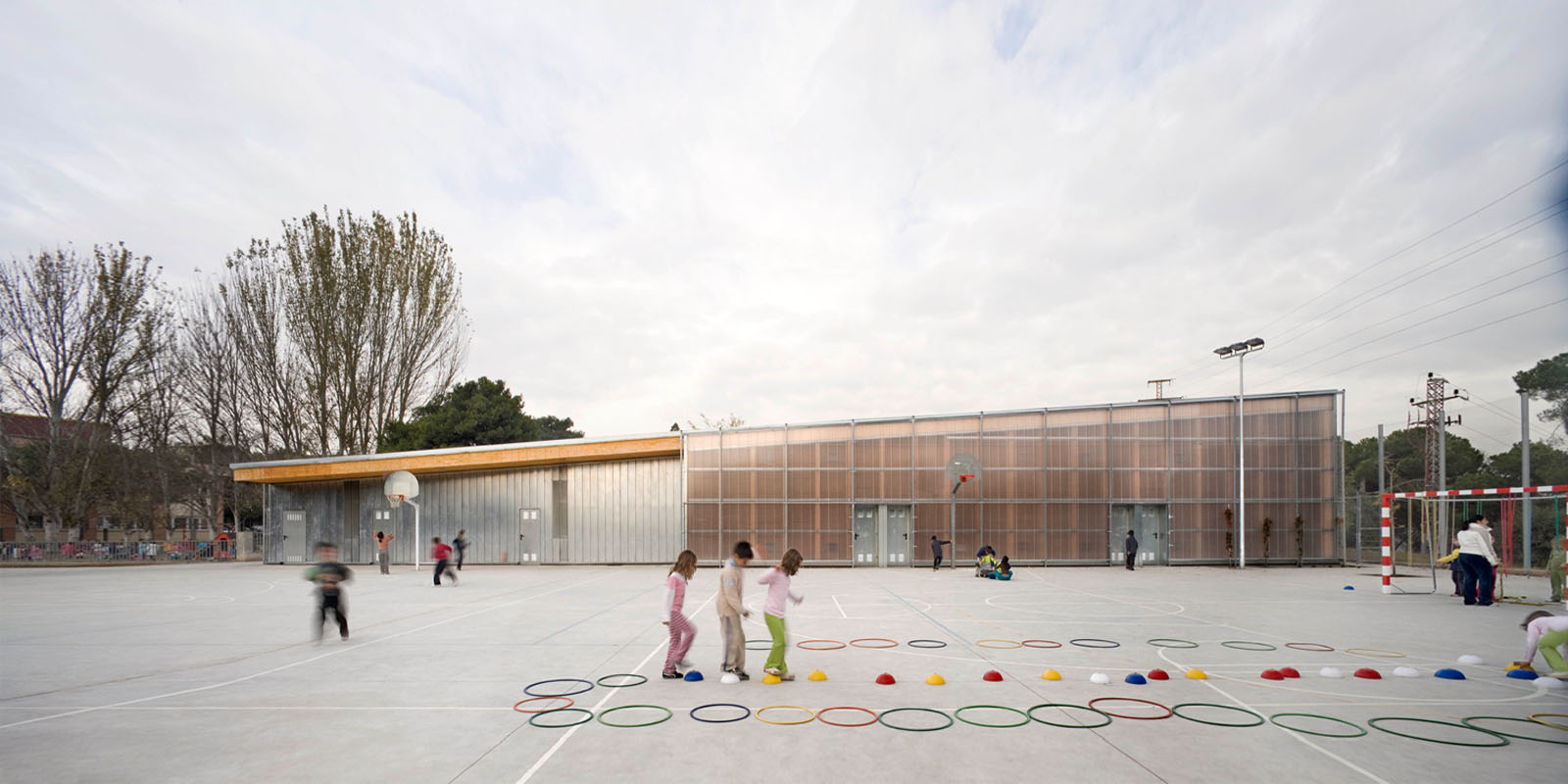 Harquitectes > Gimnasio 704