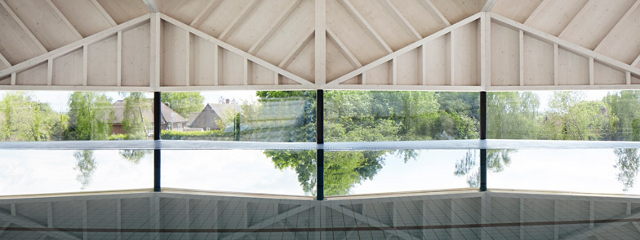 Duggan Morris > Alfriston School pool