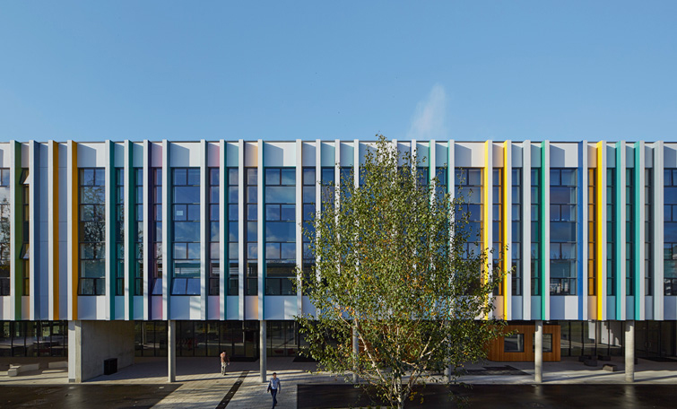 Walters&Cohen Architects > Regent High School - HIC Arquitectura