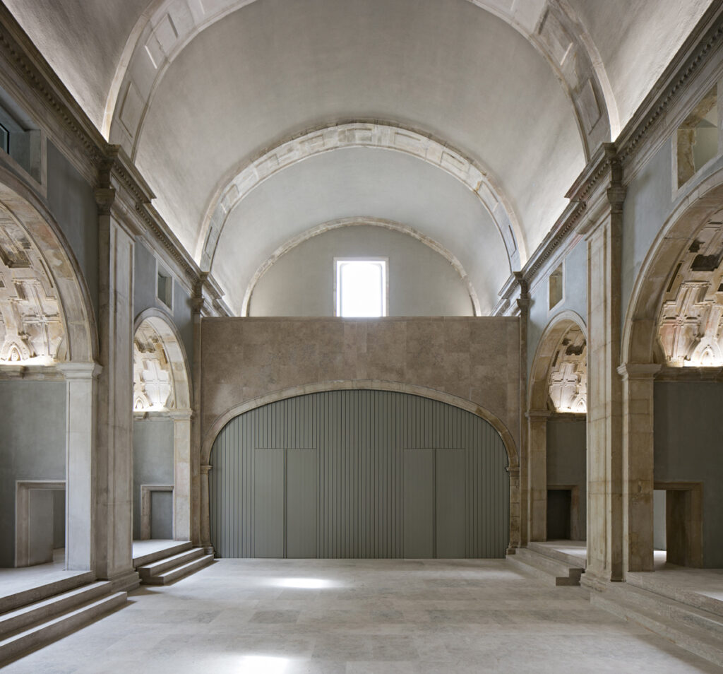 Aires Mateus > Renovation of the Trinity College | HIC