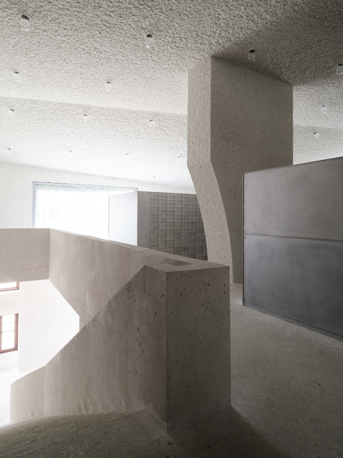 Anne Holtrop > 21 Customs House, Post Office