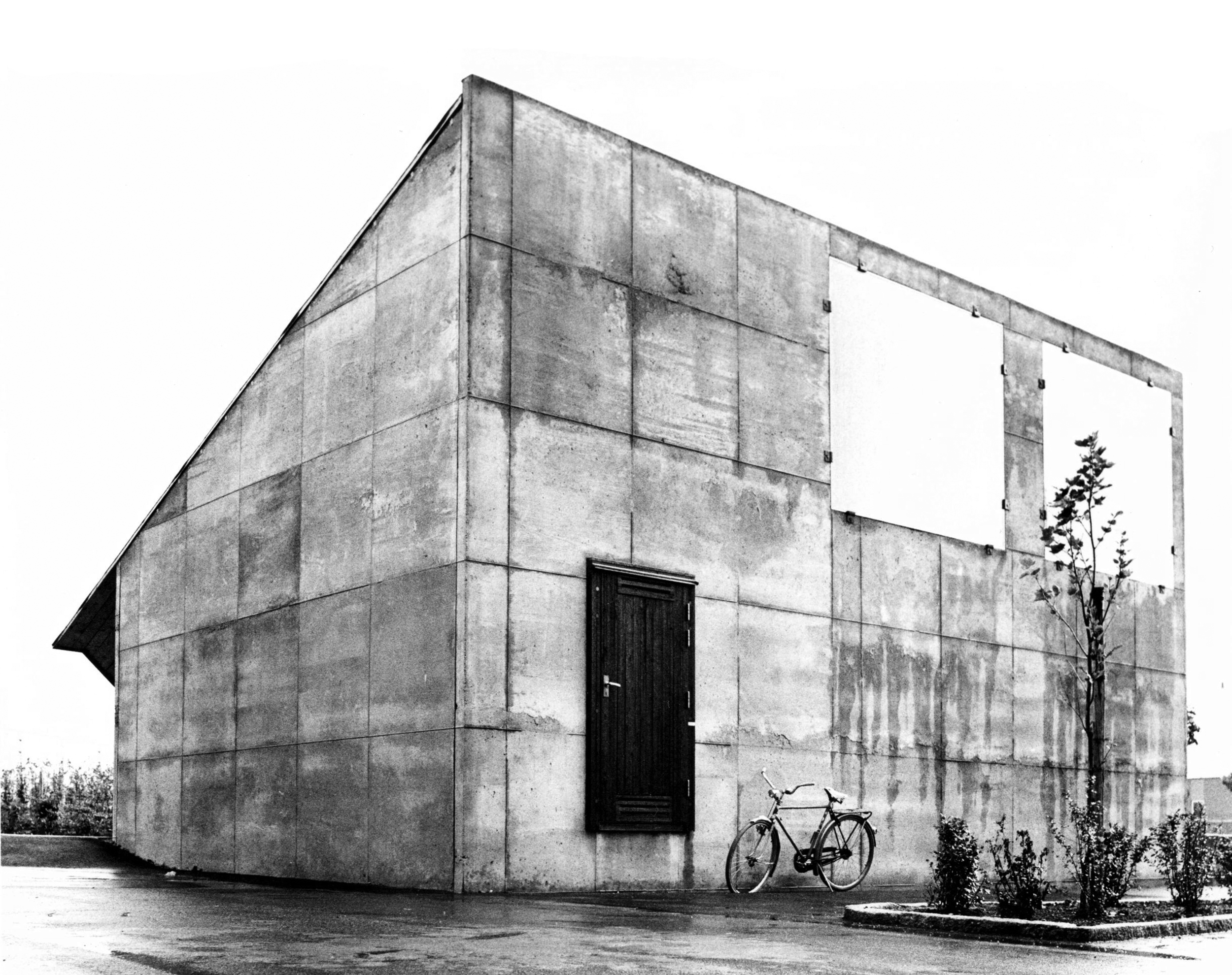 Sigurd Lewerentz > Flower Shop