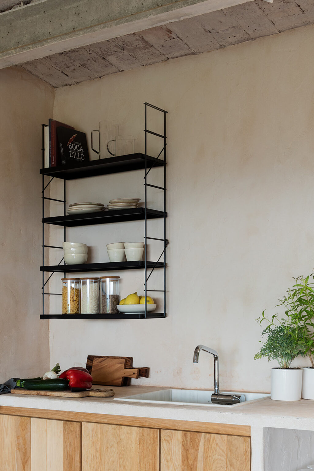 Massana & Tremoleda > TRIA Shelving System | HIC