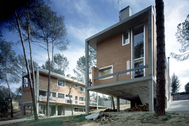 Roldán + Berengué > M & M houses