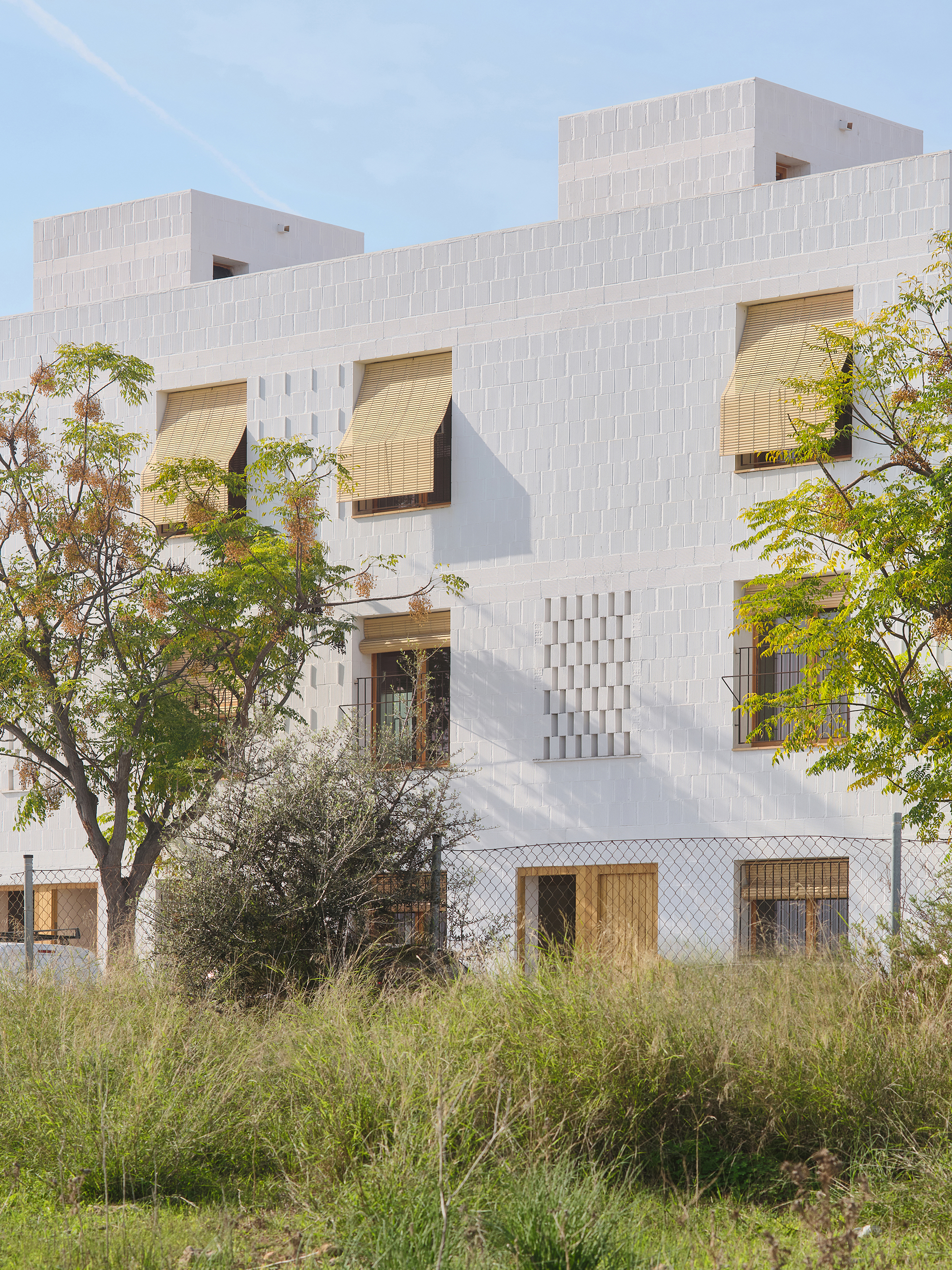 Carles Enrich > 11 Social Housing in Palma
