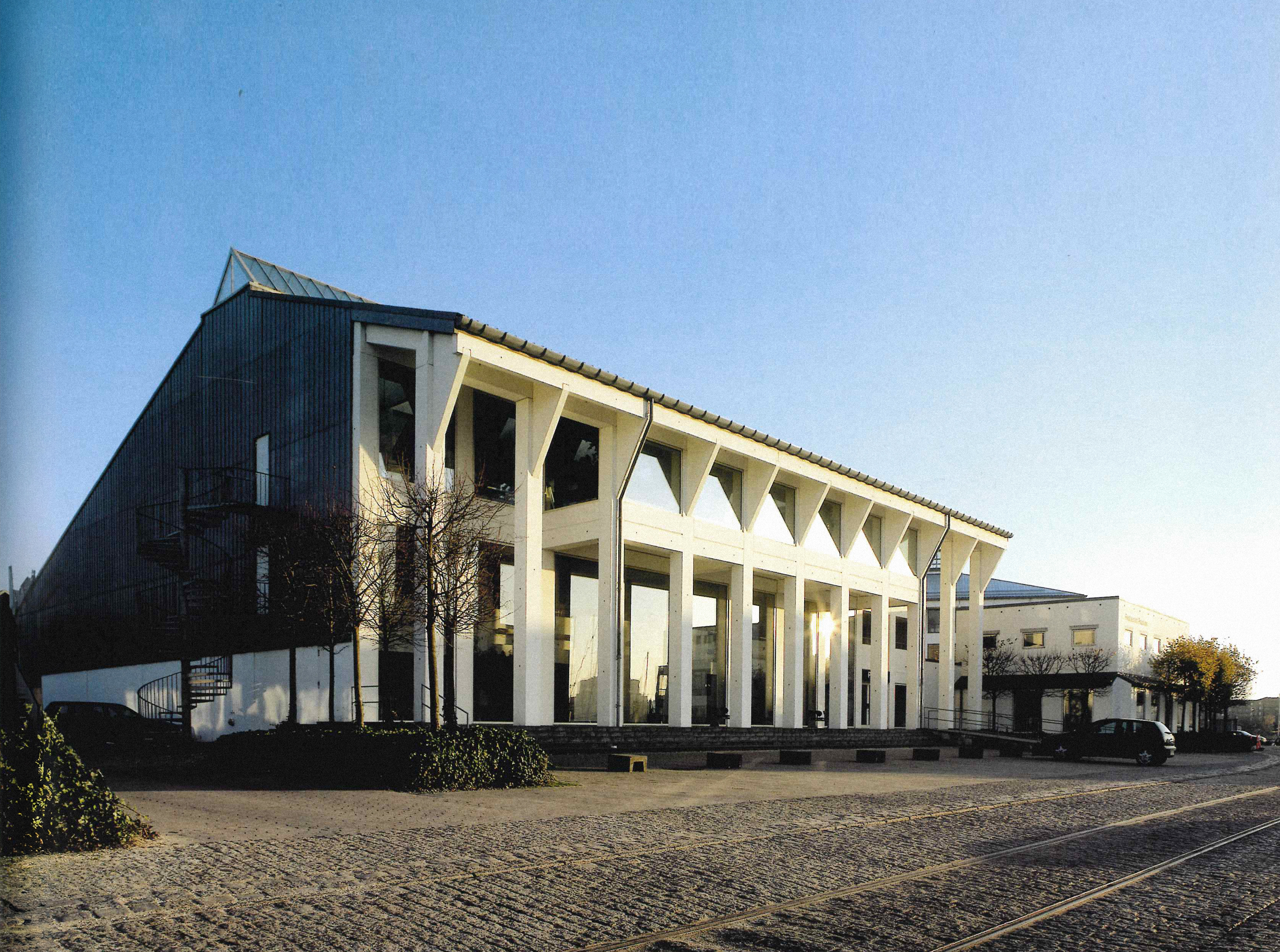 Jørn Utzon > Paustian House